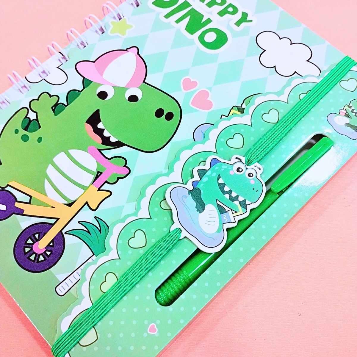 Cuaderno tapa dura Dino c/boligrafo y elastico - 60 hojas rayadas