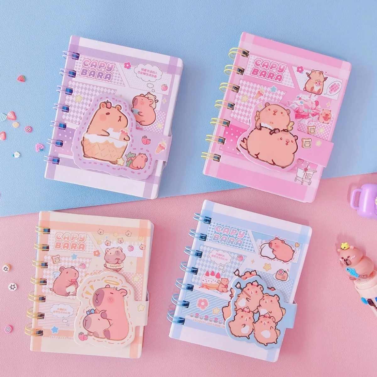 Libreta mini Capybara 60 hojas c/abrojo + block notas