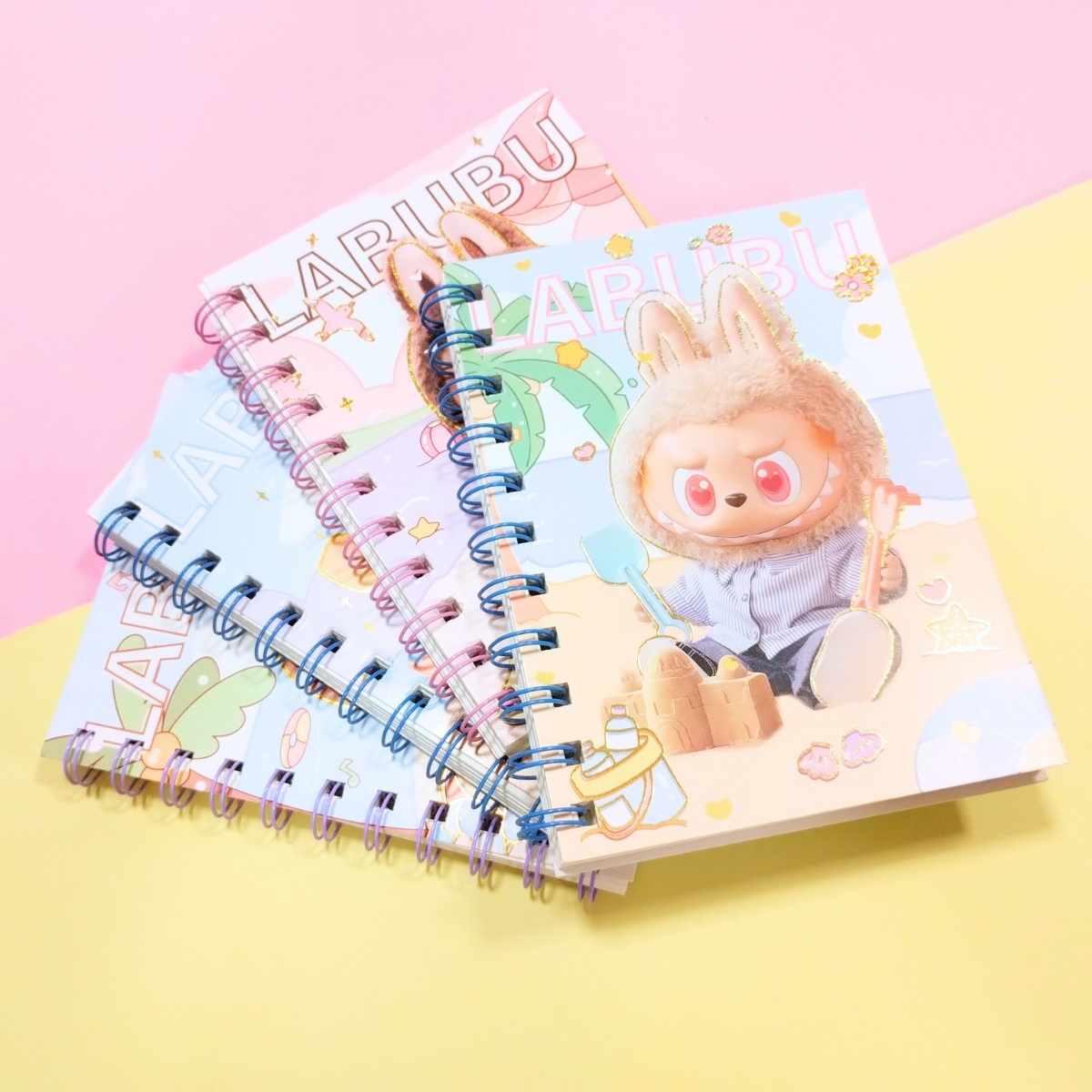 Libreta A6 Labubu c/espiral linea dorada - 80 hojas rayadas