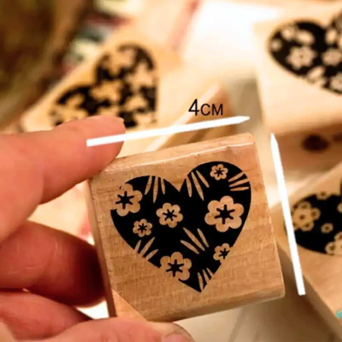 Sello de madera Corazon x 4