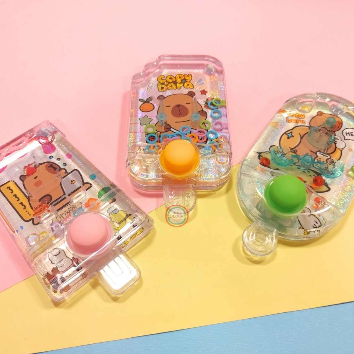 Juego de agua Capybara c/mini aplique 1 boton